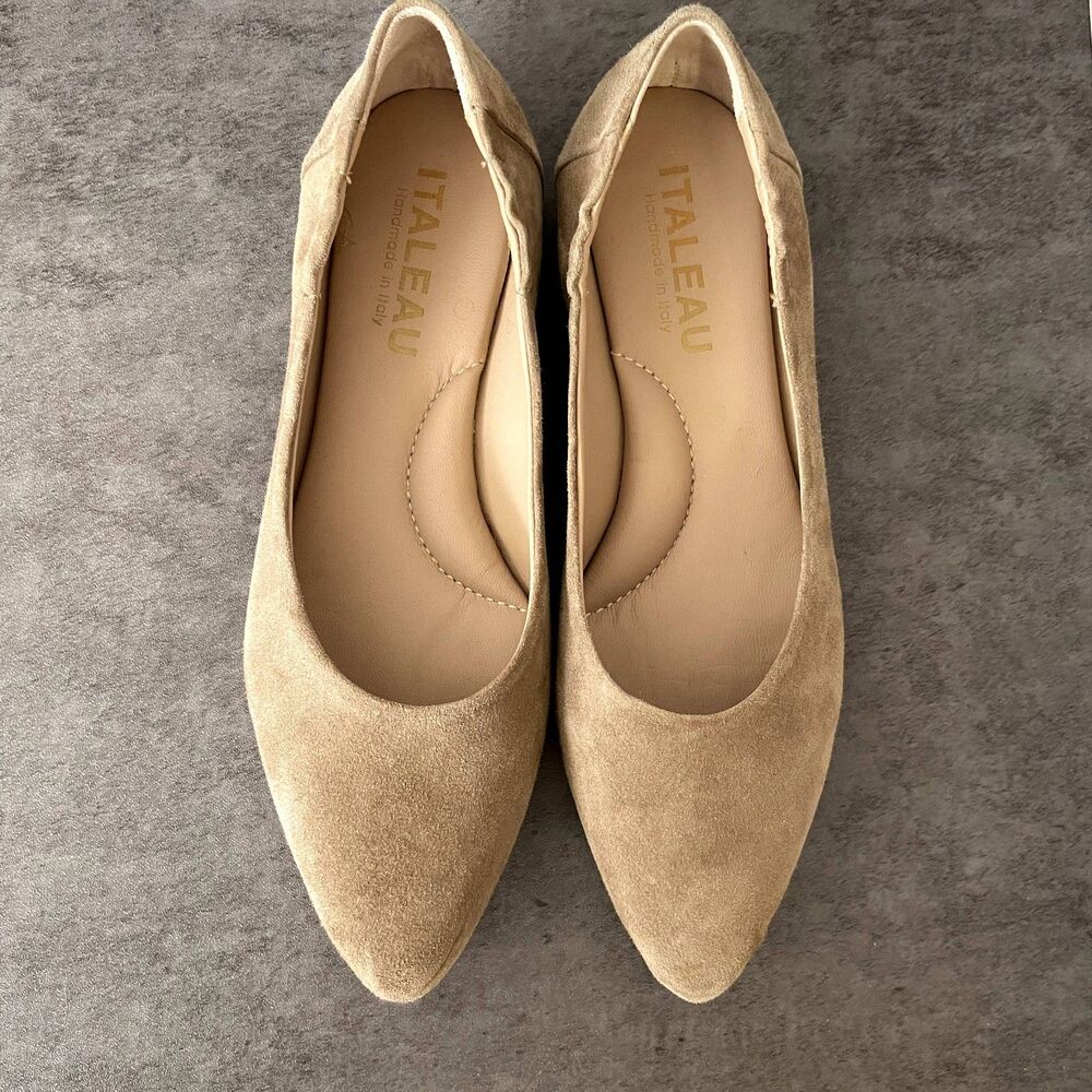 Italeau Mara Flat in Taupe